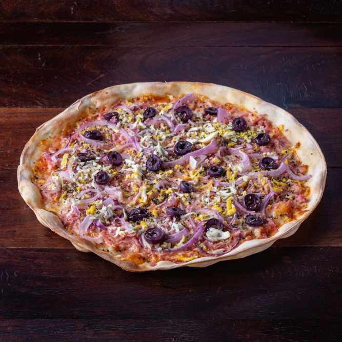 pizza Portuguesa com ingredientes e recheio original